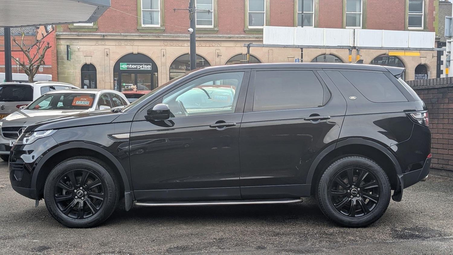 Used Land Rover Discovery Sport 2016 for sale - 77983057: Photo 6