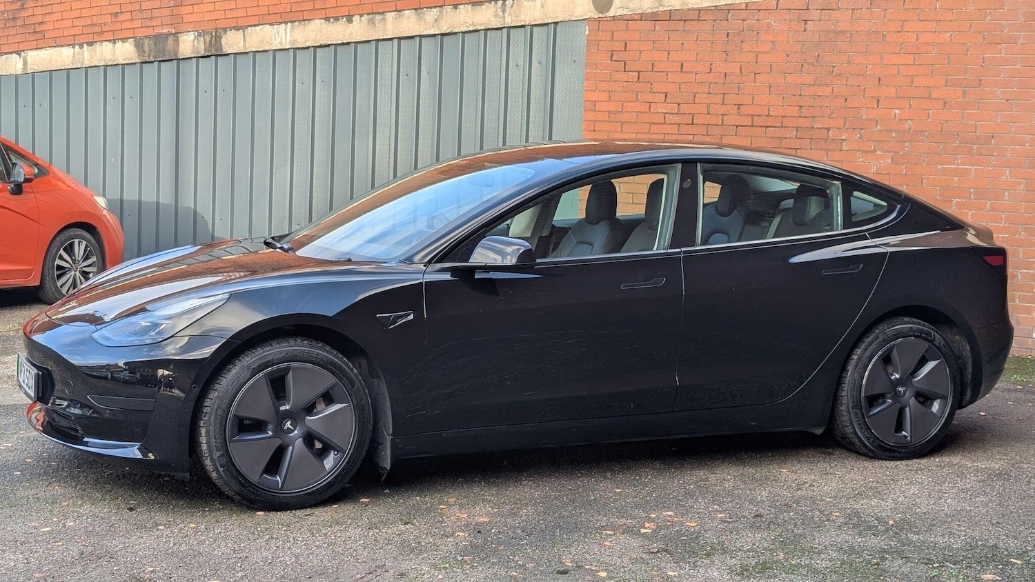 Used Tesla Model 3 2021 for sale - 77022889: Photo 4