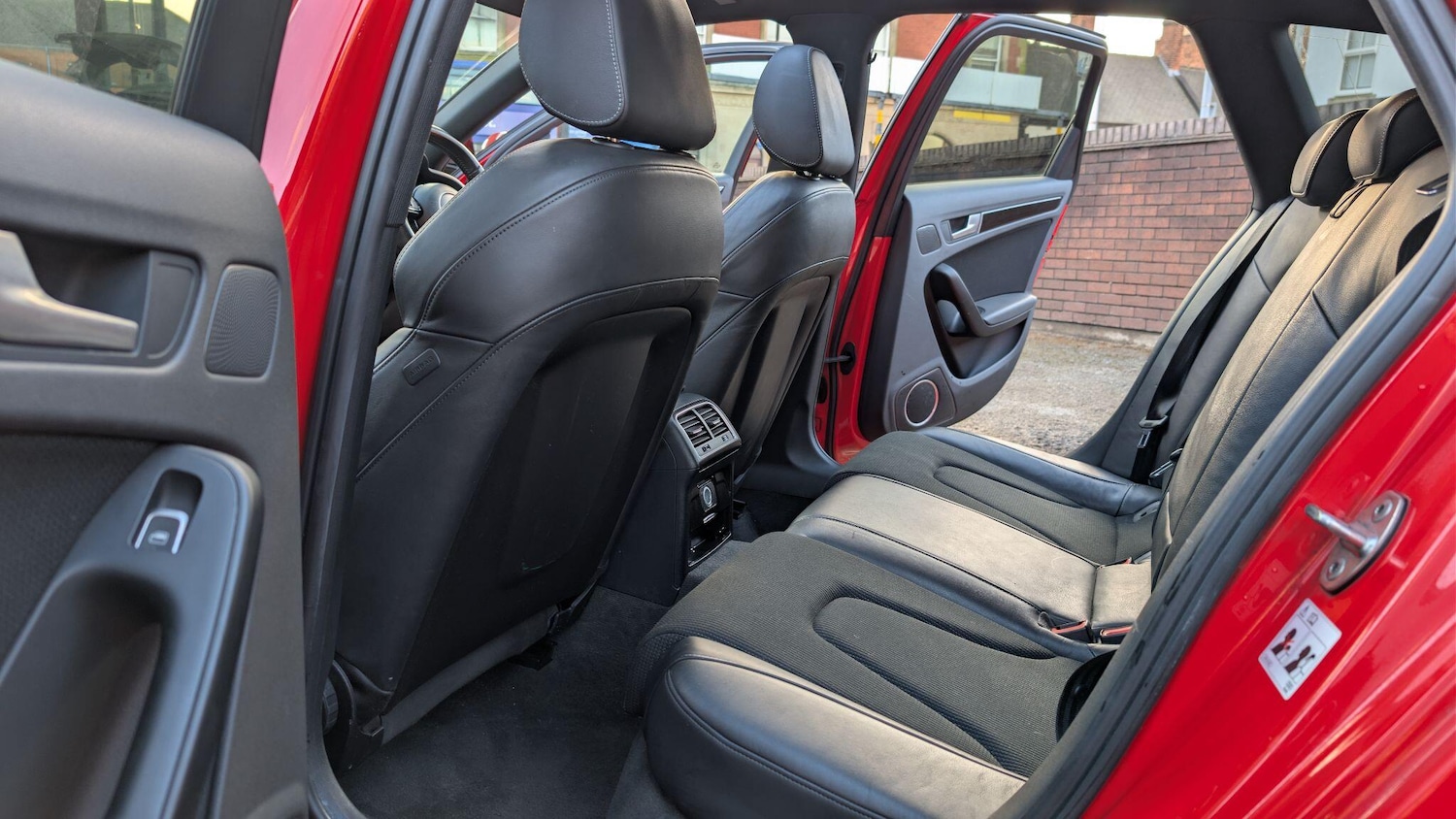 Used Audi A4 2013 for sale - 77311537: Photo 14