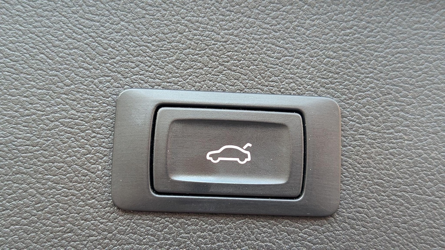 Used Audi A4 2013 for sale - 77311537: Photo 18