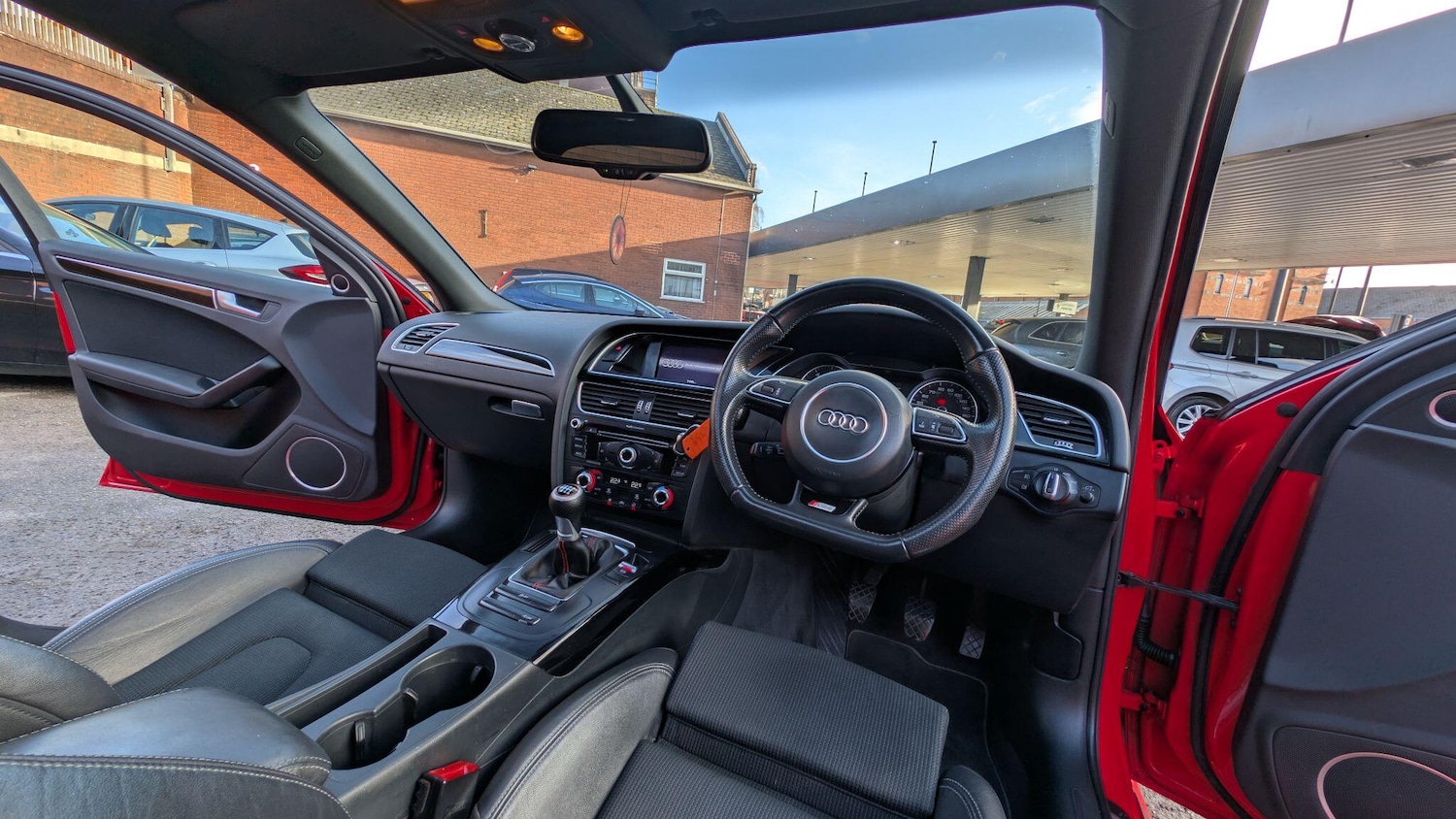 Used Audi A4 2013 for sale - 77311537: Photo 8