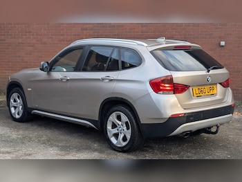 Used BMW X1 2010 for sale - 77022929: Photo
