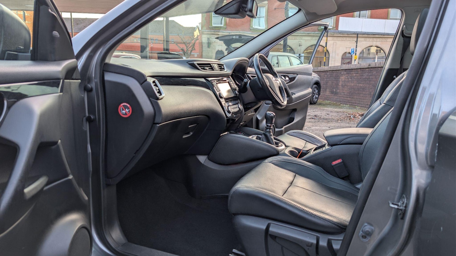 Used Nissan Qashqai 2015 for sale - 77786309: Photo 30