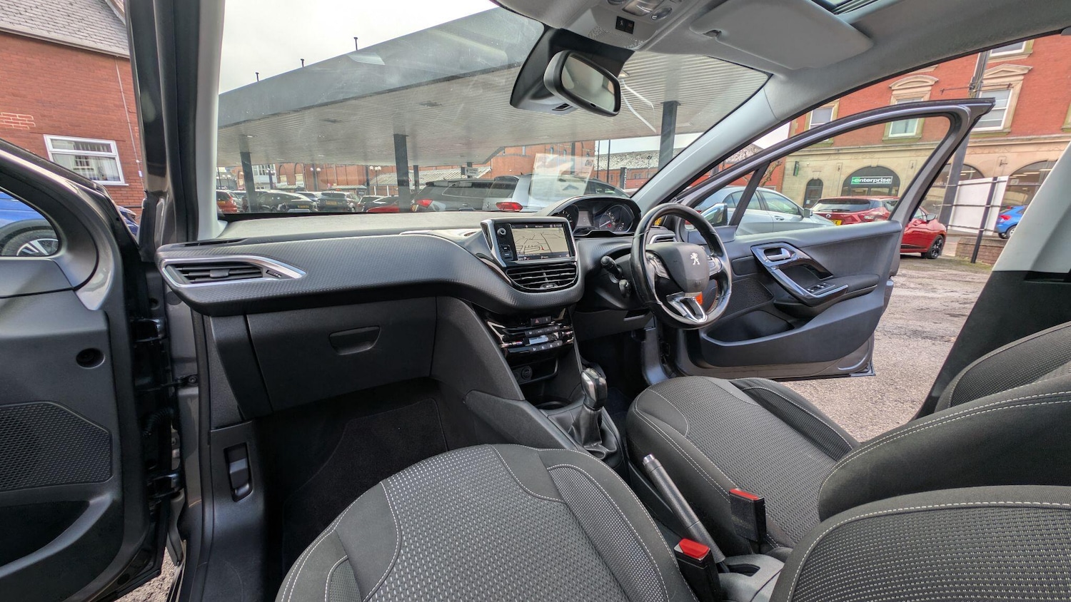 Used Peugeot 208 2019 for sale - 77360685: Photo 10