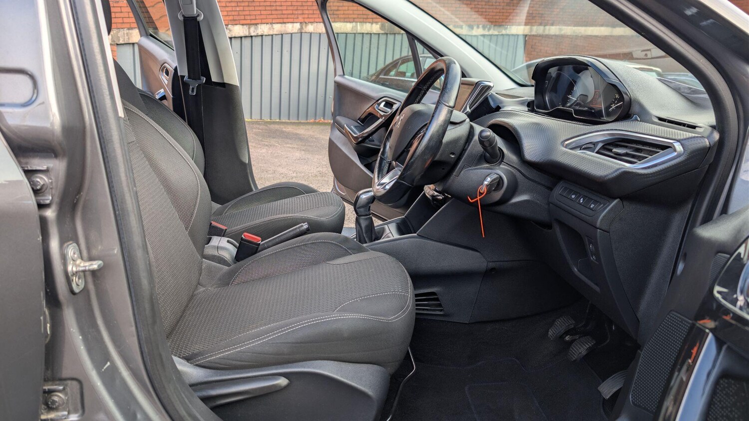 Used Peugeot 208 2019 for sale - 77360685: Photo 12