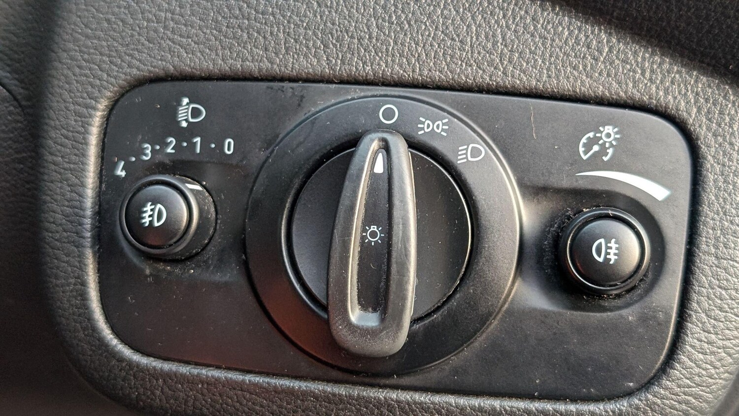 Used Ford C-Max 2018 for sale - 77786311: Photo 18