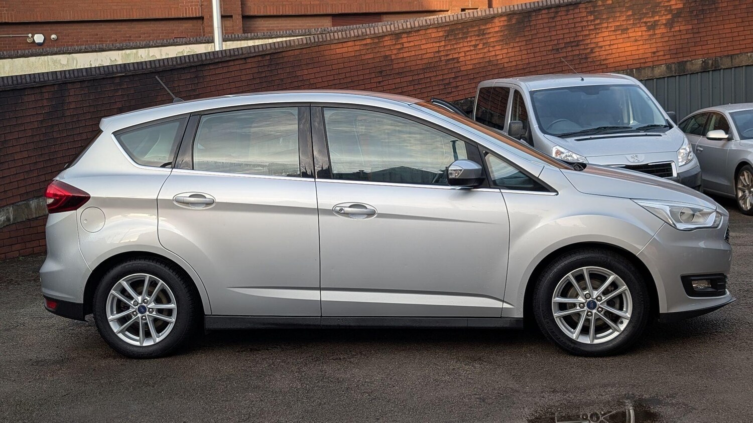 Used Ford C-Max 2018 for sale - 77786311: Photo 8