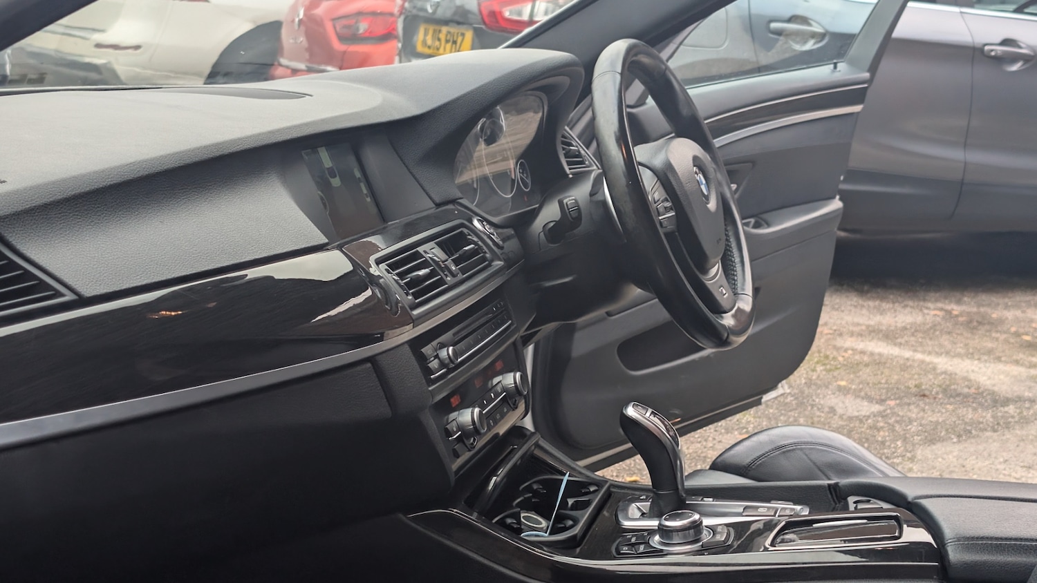 Used BMW 5 Series 2012 for sale - 76920150: Photo 12