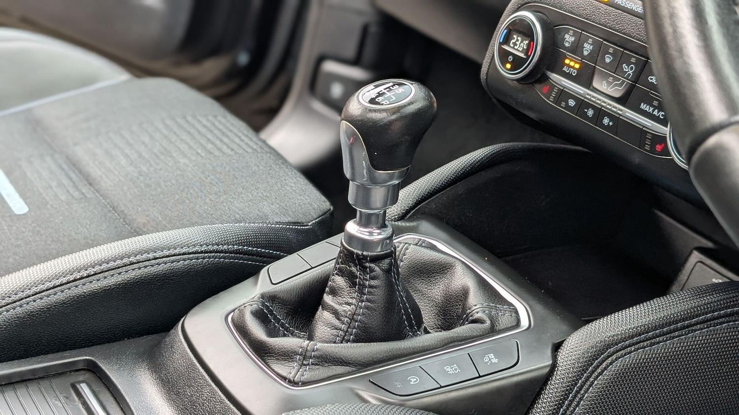 Used Ford Focus 2020 for sale - 77022885: Photo 13