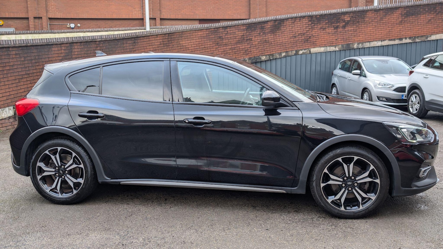 Used Ford Focus 2020 for sale - 77022885: Photo 8