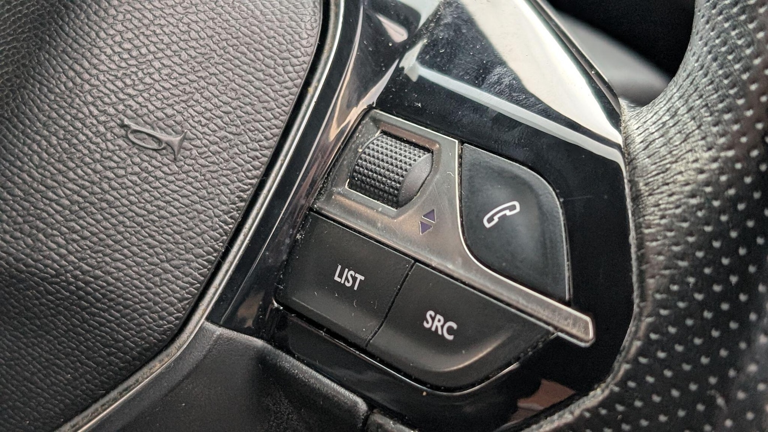 Used Peugeot 3008 2017 for sale - 77022930: Photo 17