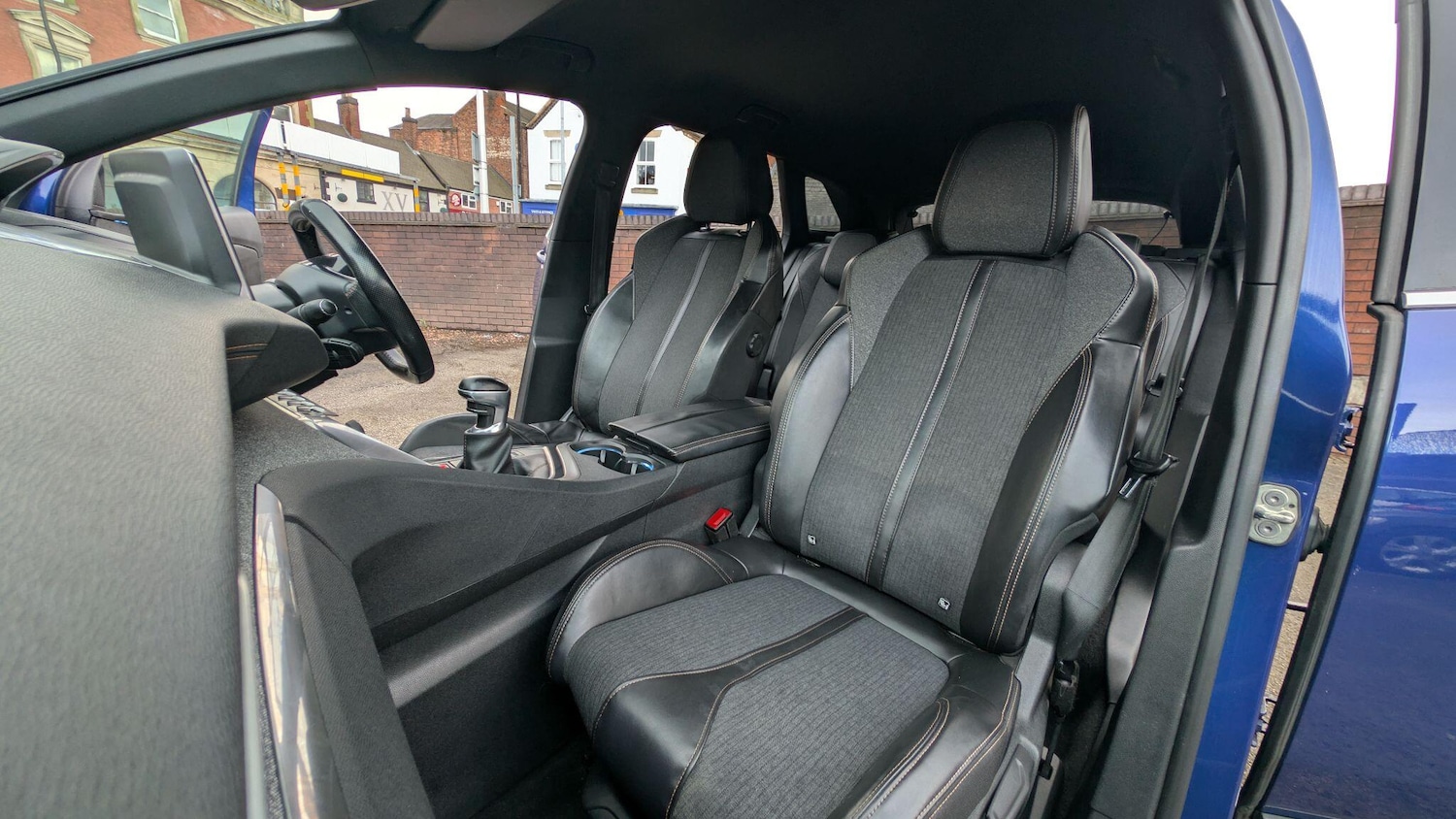 Used Peugeot 3008 2017 for sale - 77022930: Photo 27