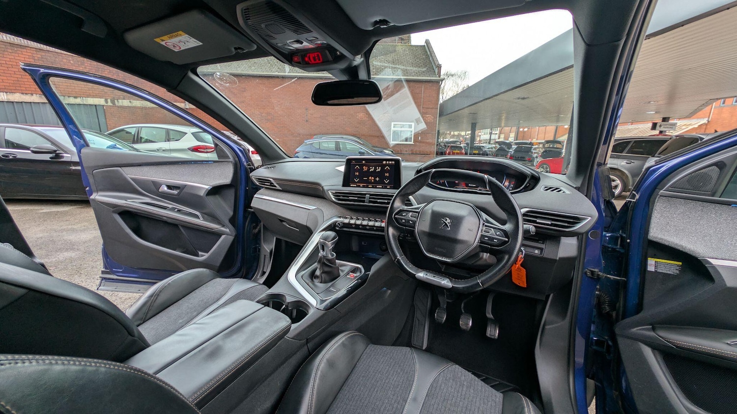 Used Peugeot 3008 2017 for sale - 77022930: Photo 30