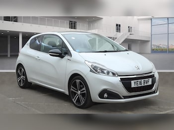Used Peugeot 208 2016 for sale - 77022886: Photo