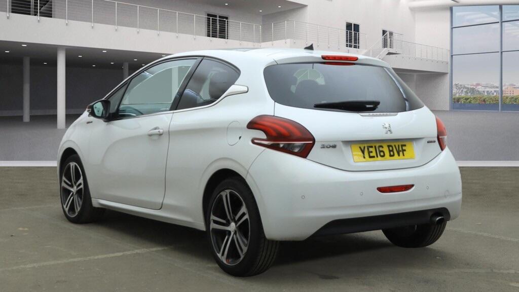 Used Peugeot 208 2016 for sale - 77022886: Photo 4