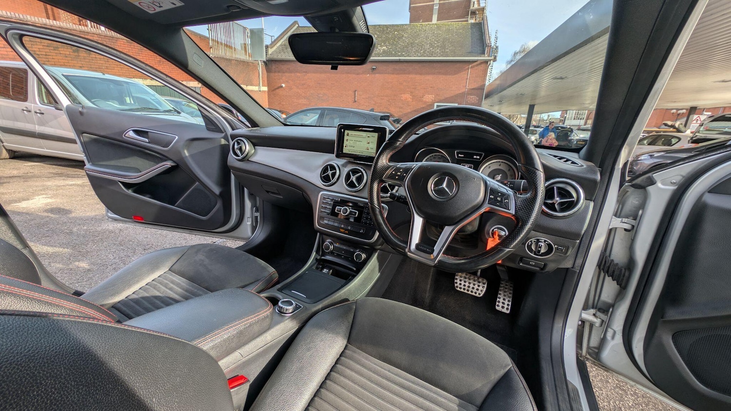 Used Mercedes-Benz GLA 2014 for sale - 77022913: Photo 11