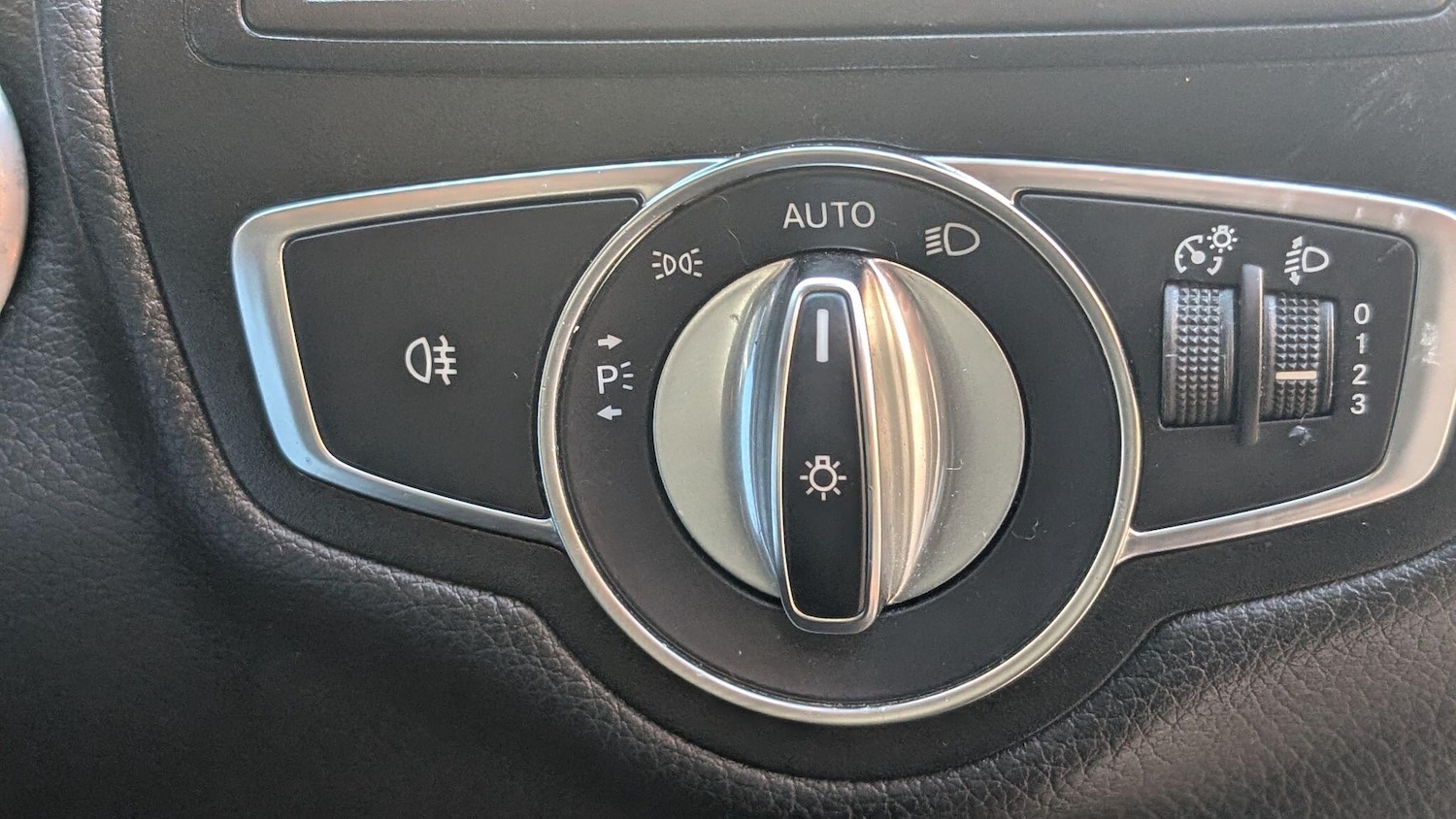 Used Mercedes-Benz C Class 2017 for sale - 77022920: Photo 16