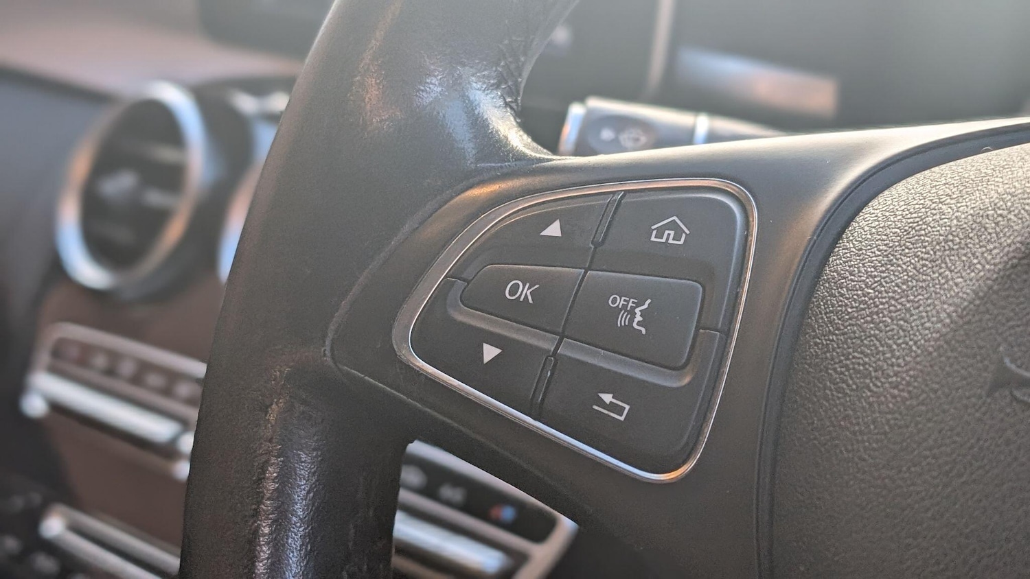 Used Mercedes-Benz C Class 2017 for sale - 77022920: Photo 18