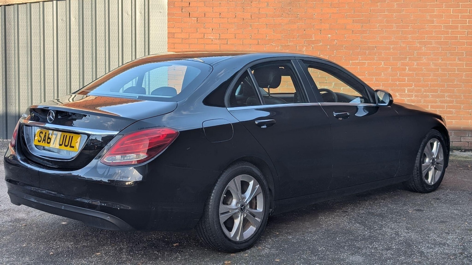 Used Mercedes-Benz C Class 2017 for sale - 77022920: Photo 4