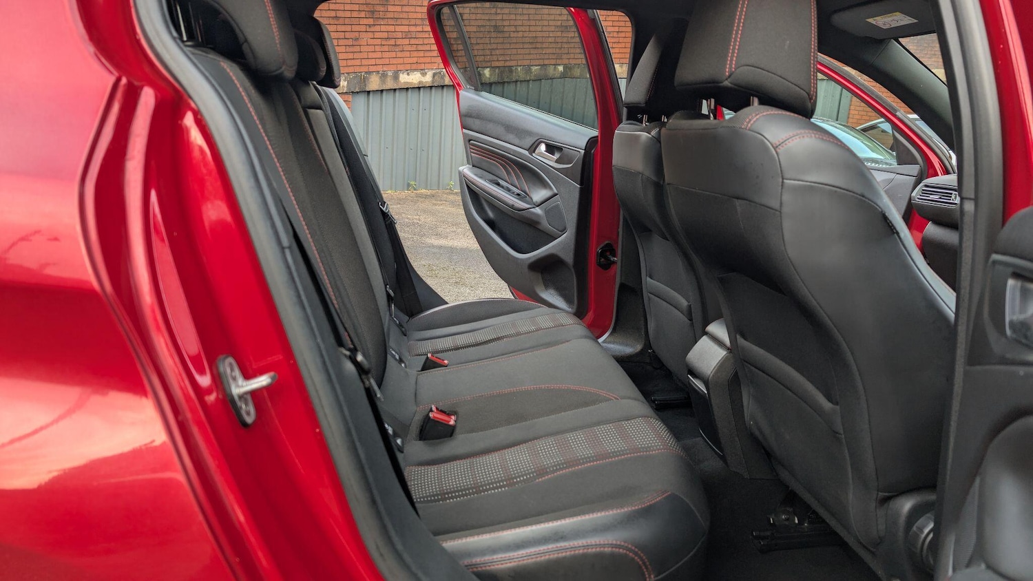 Used Peugeot 308 2017 for sale - 77022901: Photo 18