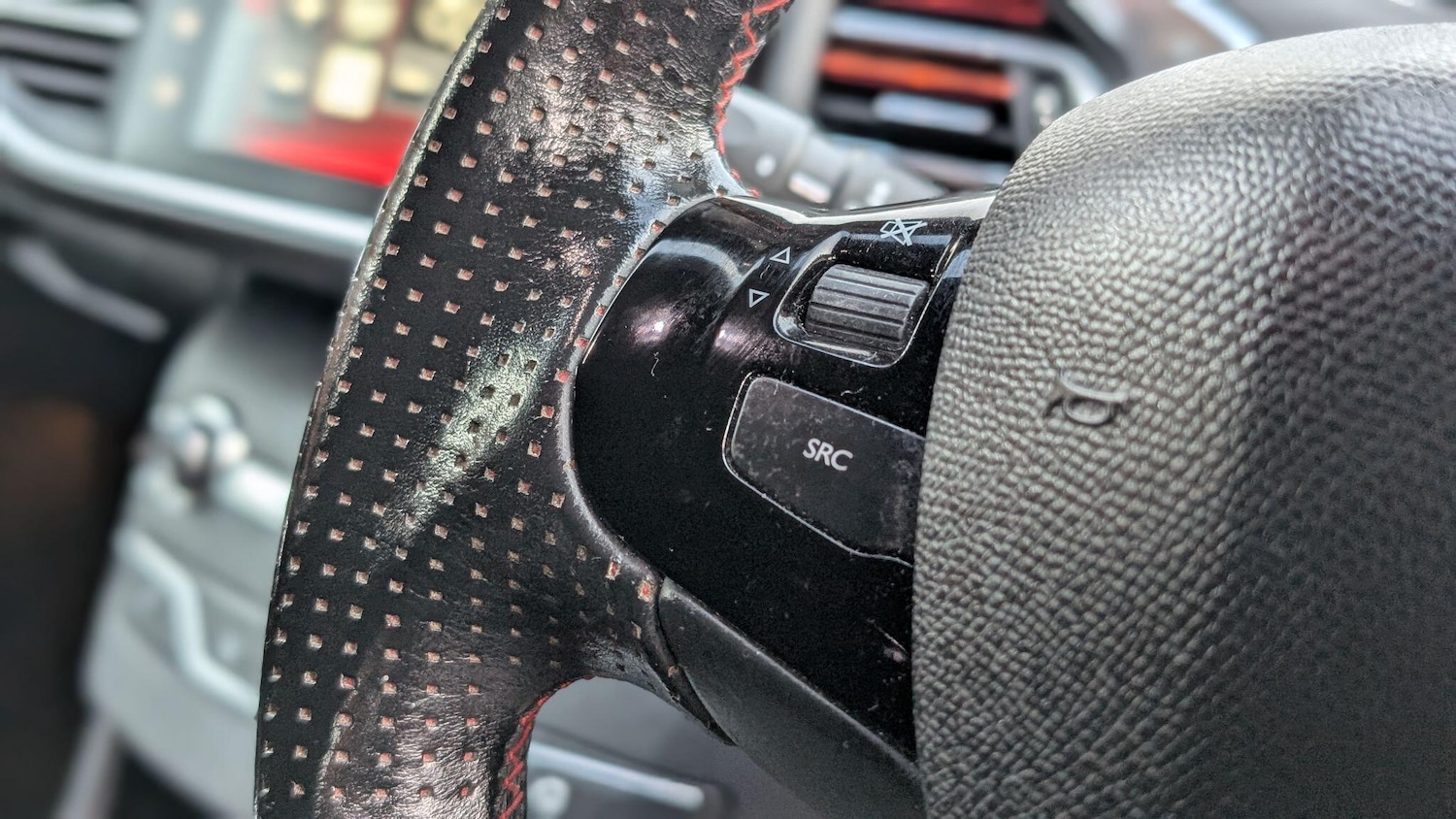 Used Peugeot 308 2017 for sale - 77022901: Photo 20