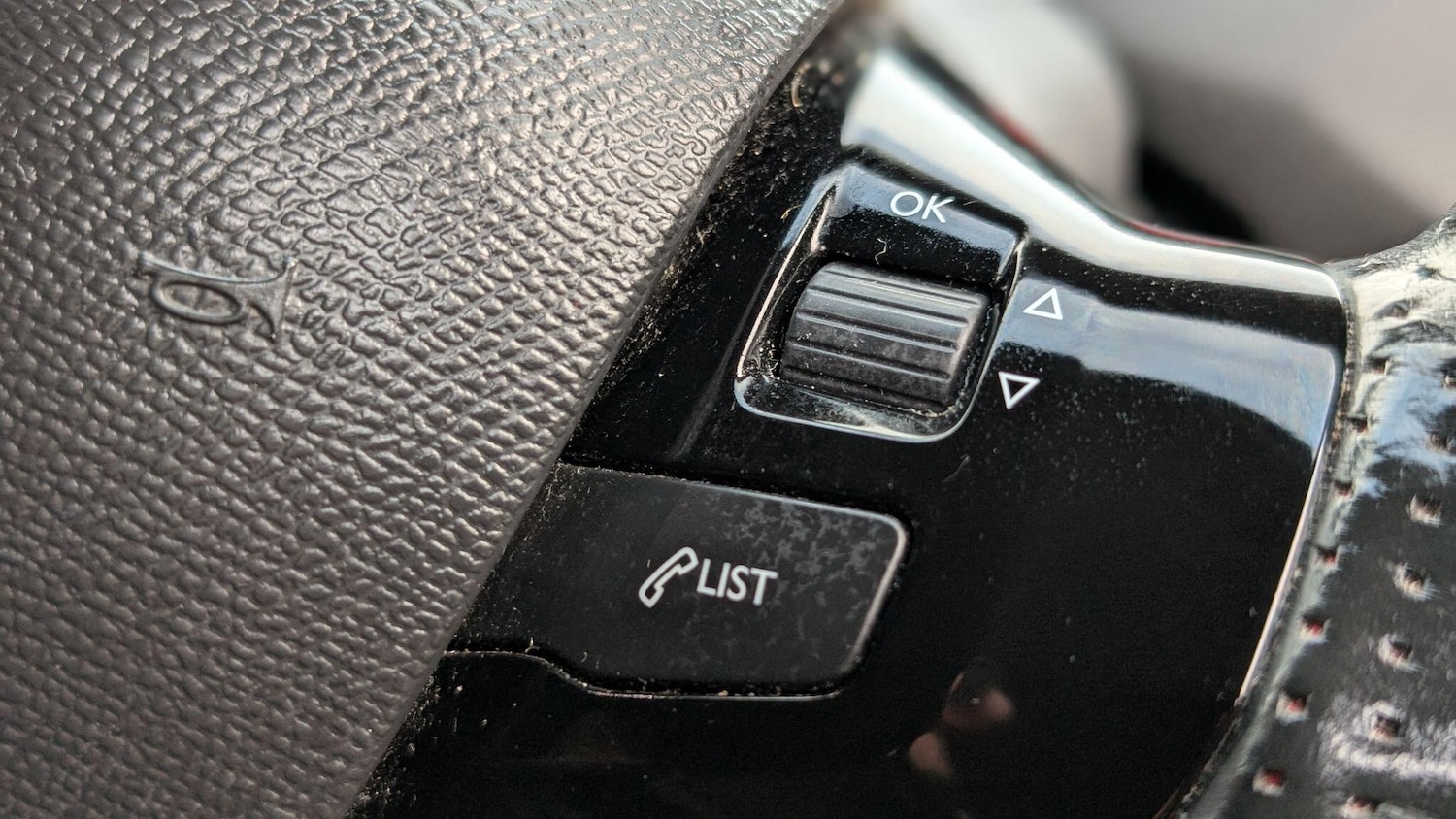 Used Peugeot 308 2017 for sale - 77022901: Photo 21