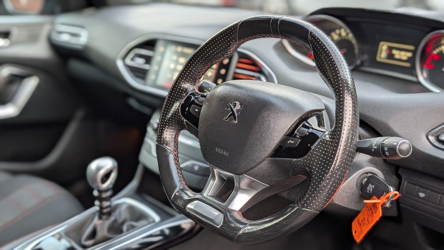 Used Peugeot 308 2017 for sale - 77022901: Photo 29