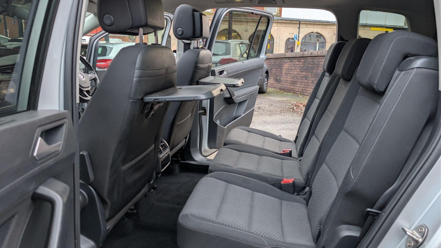 Used Volkswagen Touran 2018 for sale - 77022915: Photo 19