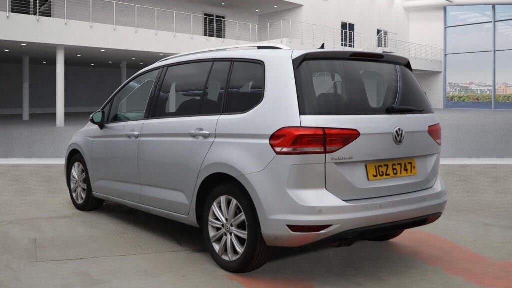 Used Volkswagen Touran 2018 for sale - 77022915: Photo 4