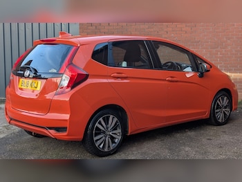 Used Honda Jazz 2018 for sale - 76893101: Photo