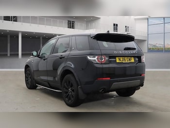 Used Land Rover Discovery Sport 2016 for sale - 77393036: Photo