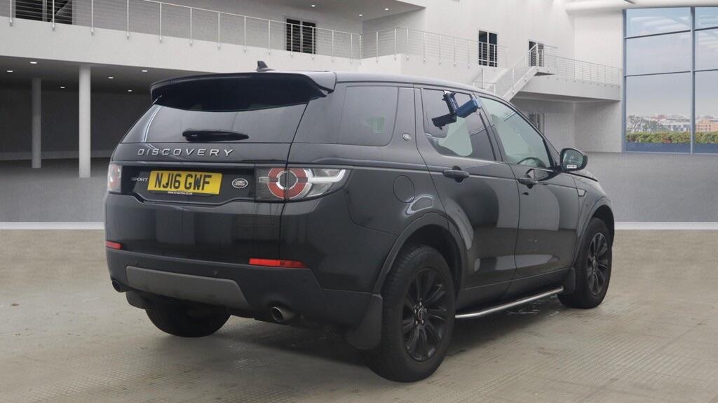 Used Land Rover Discovery Sport 2016 for sale - 77393036: Photo 4