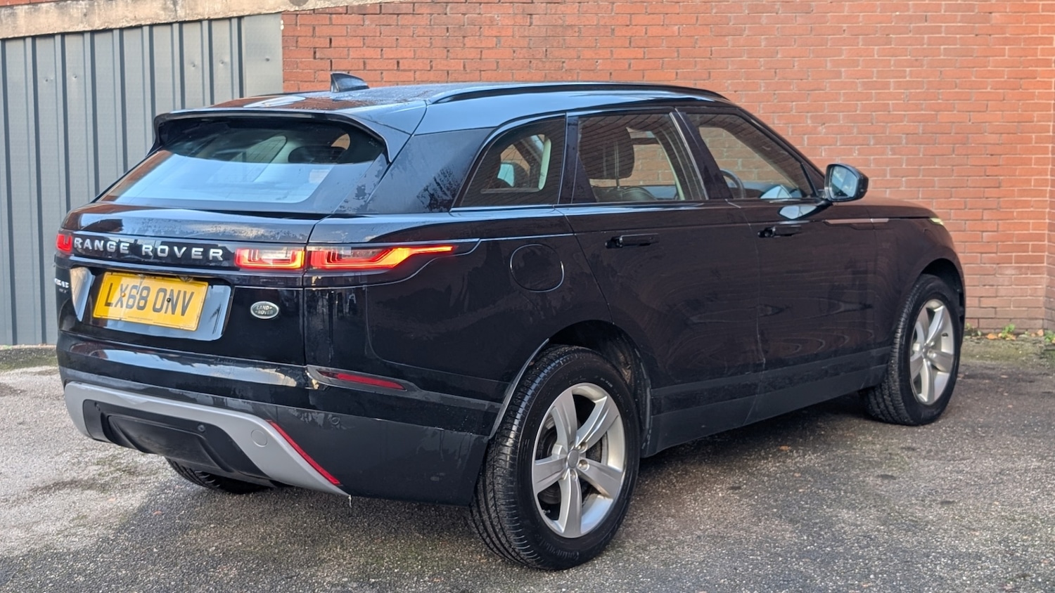 Used Land Rover Range Rover Velar 2018 for sale - 76893323: Photo 6