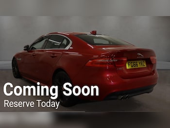 Used Jaguar XE 2016 for sale - 76919064: Photo