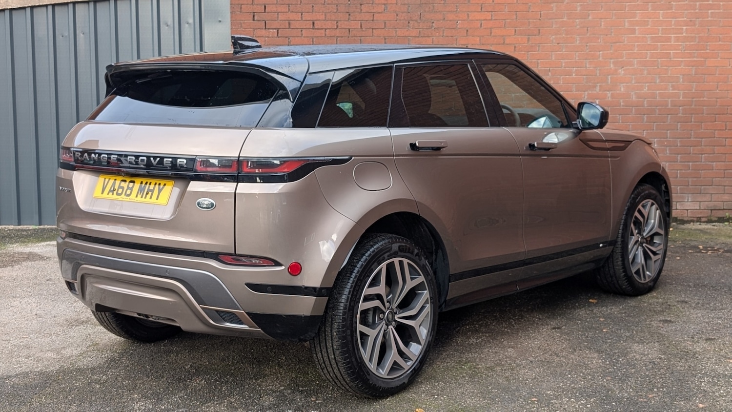 Used Land Rover Range Rover Evoque 2019 for sale - 76893207: Photo 4