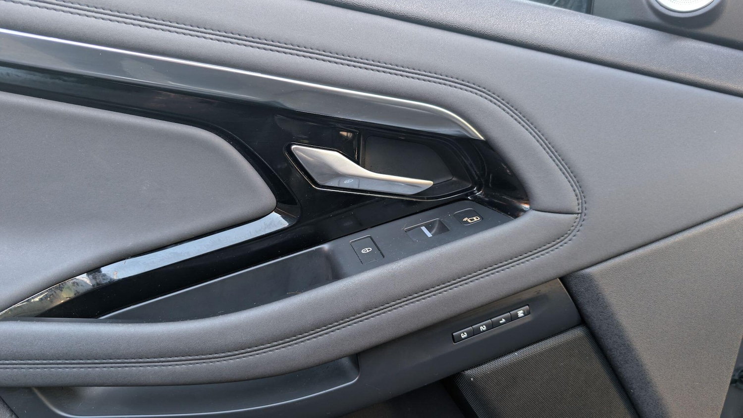 Used Land Rover Range Rover Evoque 2019 for sale - 77022898: Photo 24