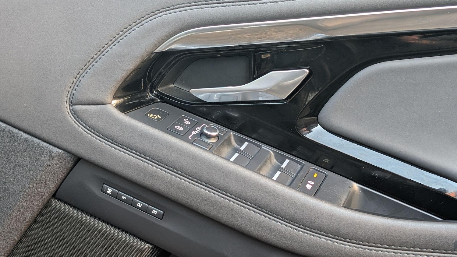 Used Land Rover Range Rover Evoque 2019 for sale - 77022898: Photo 45