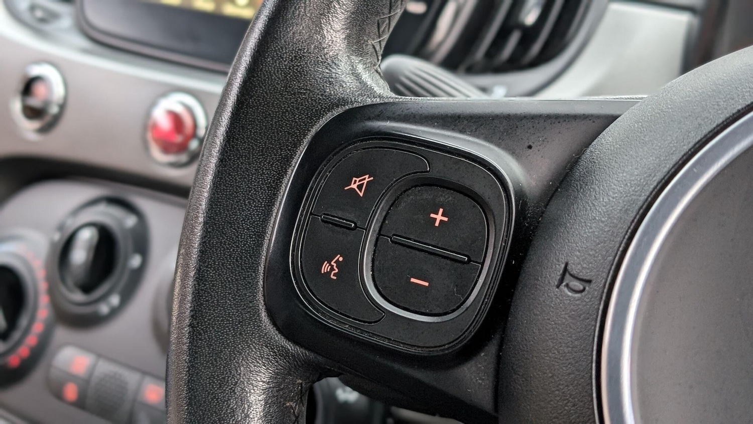 Used Fiat 500 2018 for sale - 77786307: Photo 16