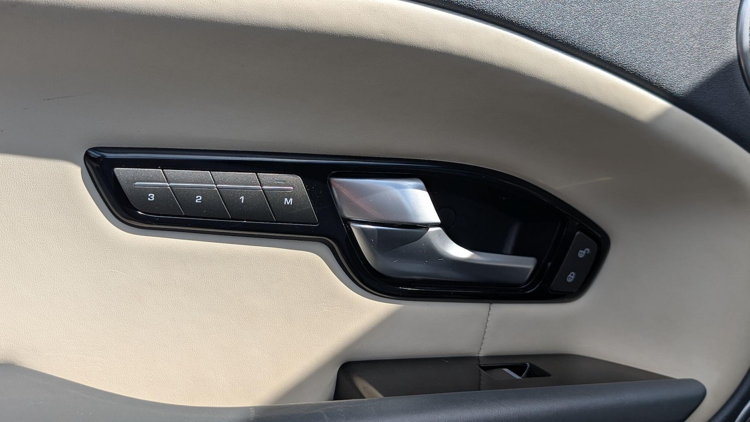 Used Land Rover Range Rover Evoque 2017 for sale - 78150025: Photo 18