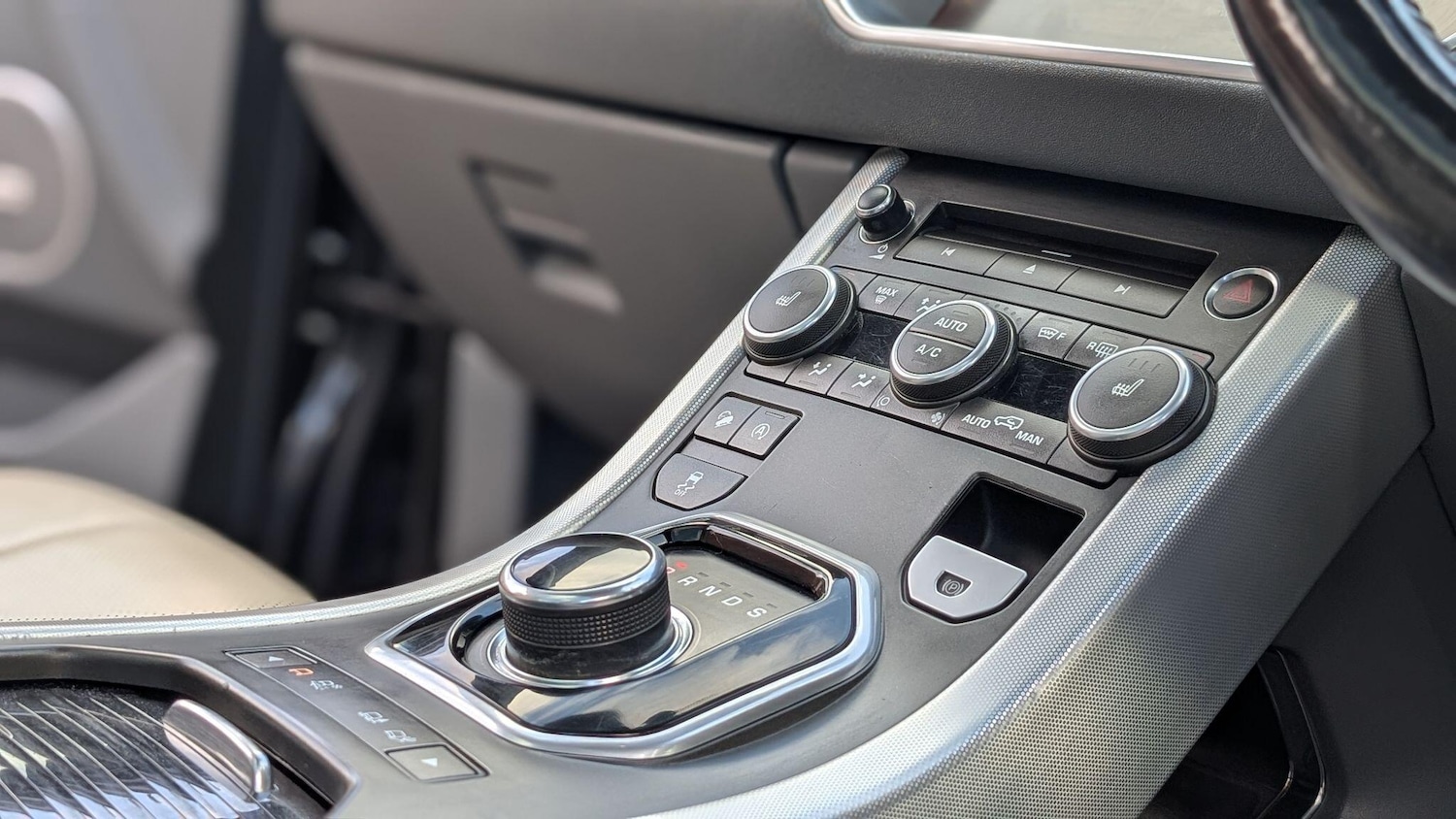 Used Land Rover Range Rover Evoque 2017 for sale - 78150025: Photo 8