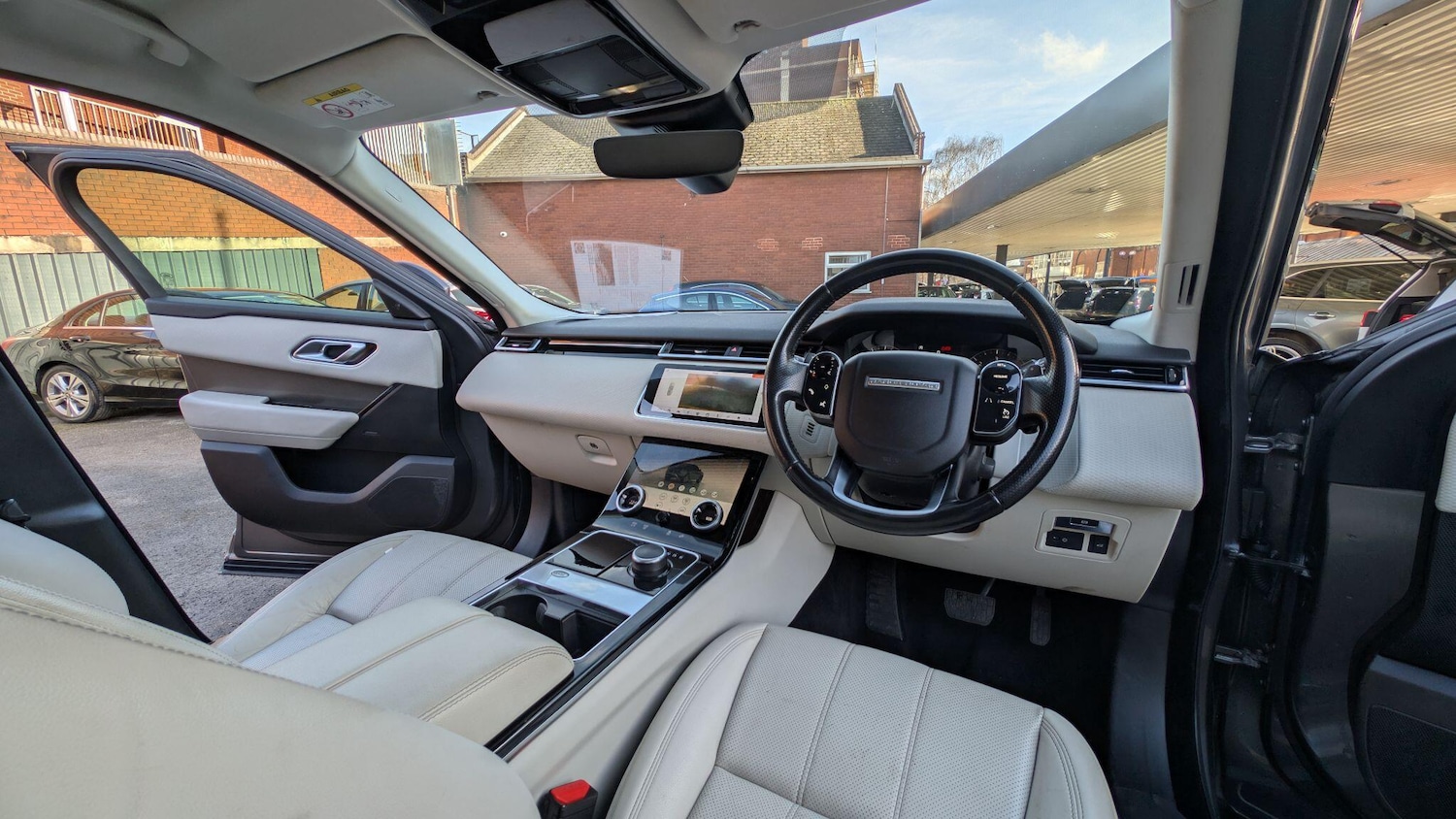 Used Land Rover Range Rover Velar 2018 for sale - 77022897: Photo 10