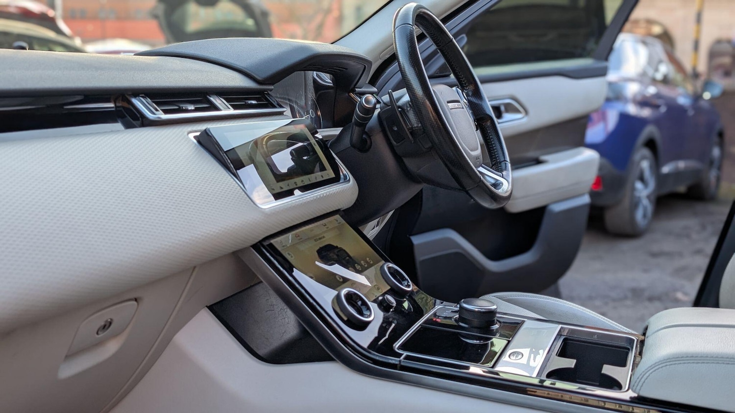 Used Land Rover Range Rover Velar 2018 for sale - 77022897: Photo 11