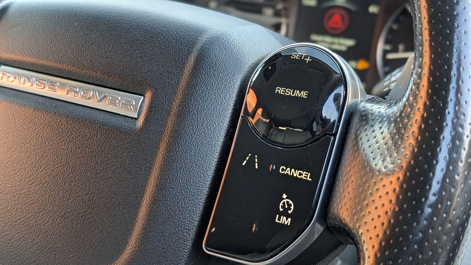 Used Land Rover Range Rover Velar 2018 for sale - 77022897: Photo 17