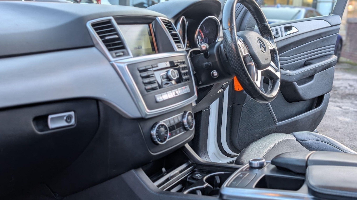 Used Mercedes-Benz M Class 2015 for sale - 77281208: Photo 10