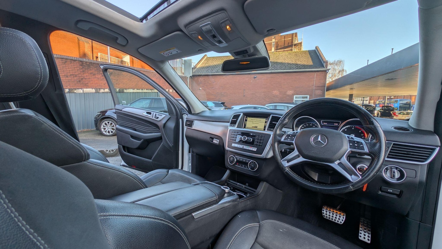 Used Mercedes-Benz M Class 2015 for sale - 77281208: Photo 11