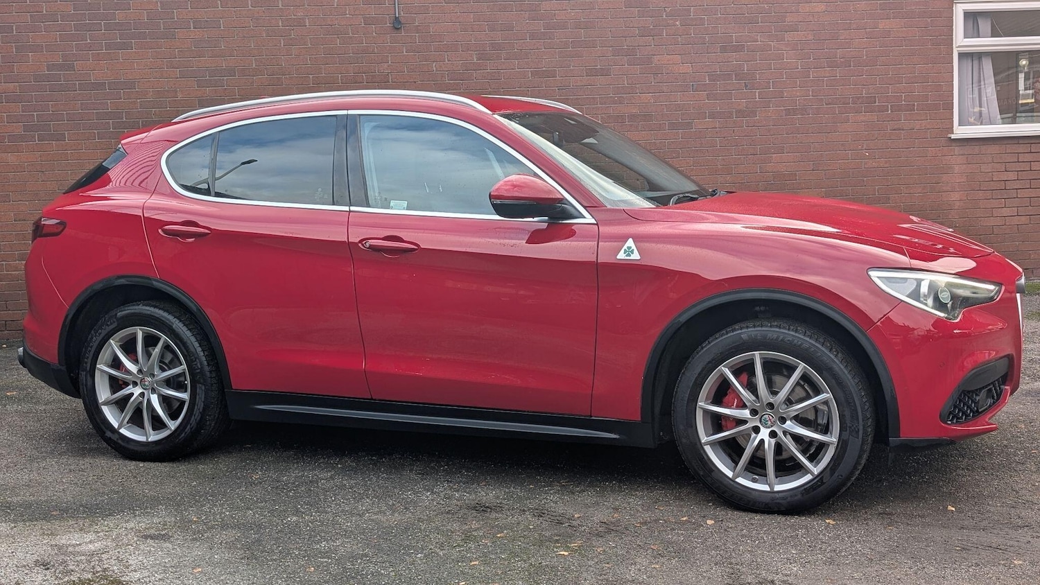 Used Alfa Romeo Stelvio 2017 for sale - 77082715: Photo 4