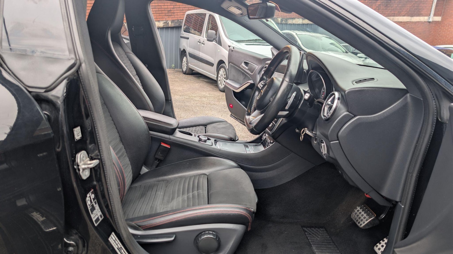 Used Mercedes-Benz CLA 2017 for sale - 77293529: Photo 15