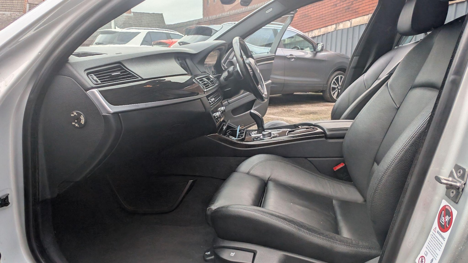 Used BMW 5 Series 2012 for sale - 77022935: Photo 11