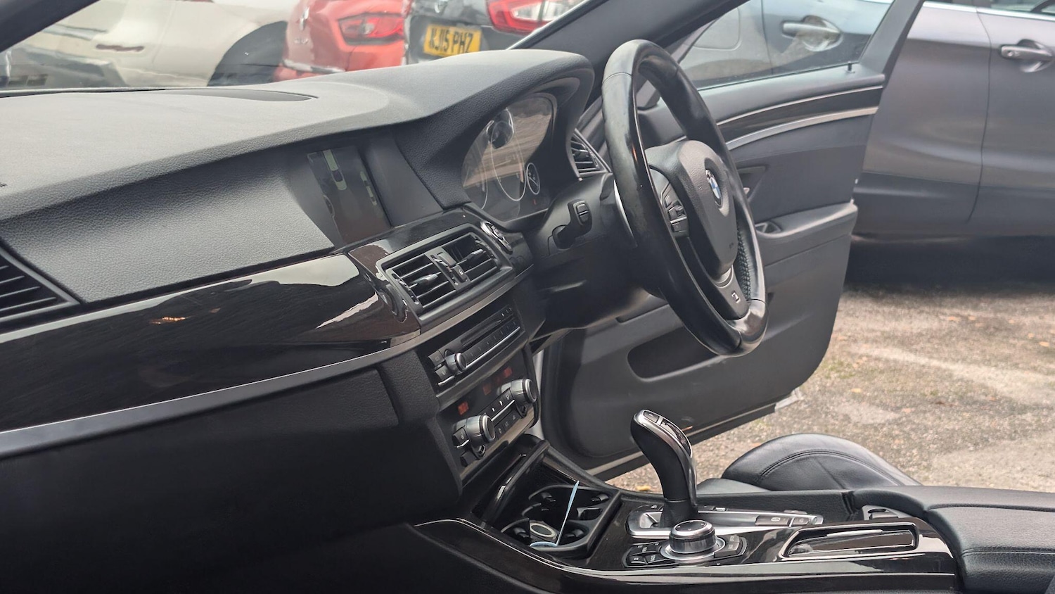 Used BMW 5 Series 2012 for sale - 77022935: Photo 13