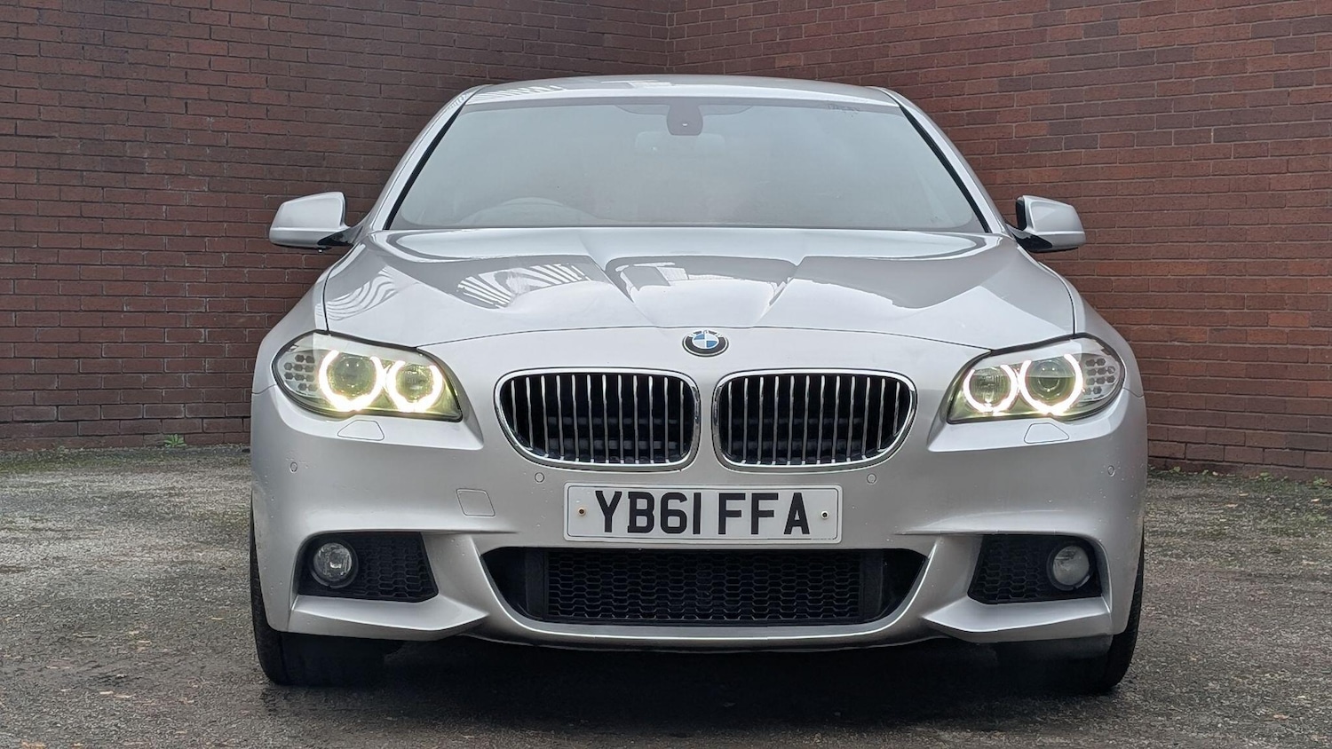 Used BMW 5 Series 2012 for sale - 77022935: Photo 2